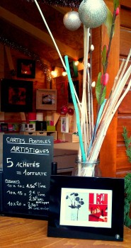 5 cartes postales achetées = 1 offerte